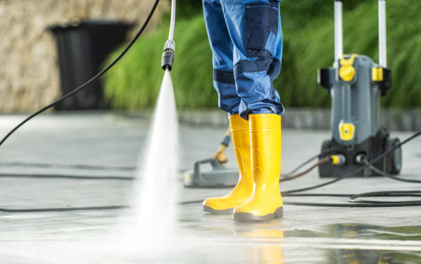 Best Garage Pressure Washing  in Penbrook, PA